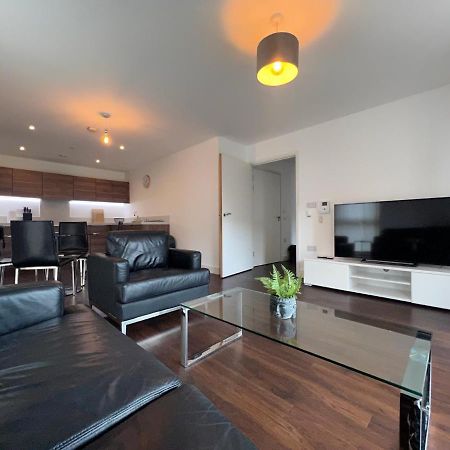 Modern 2Br 2Ba Apt Wparking Sleeps 6 Comfortably Londres Exterior foto